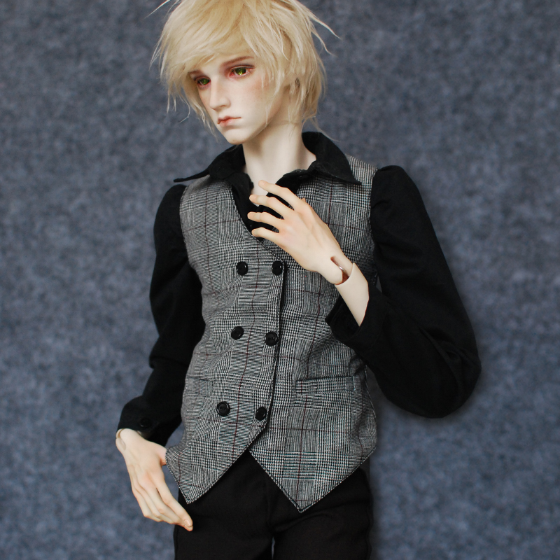 cool vest for 1/3 size BJD - Click Image to Close